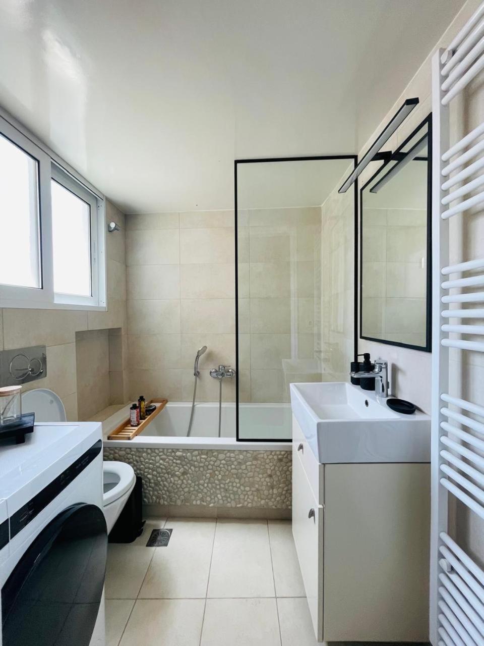 Overview Boutique Apartment 아테네 외부 사진