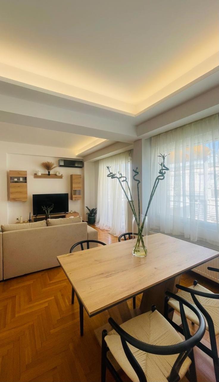 Overview Boutique Apartment 아테네 외부 사진